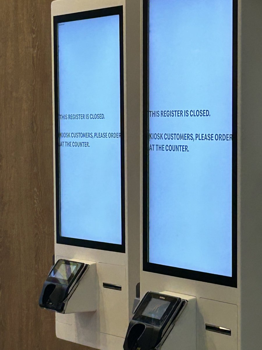 ZubidasWorld's tweet photo. Wondering why @McDonalds installs kiosks that they don’t use. I’m not in any hurry, I just have a 6 am flight to catch. #hungry https://t.co/toPxtpaq0t