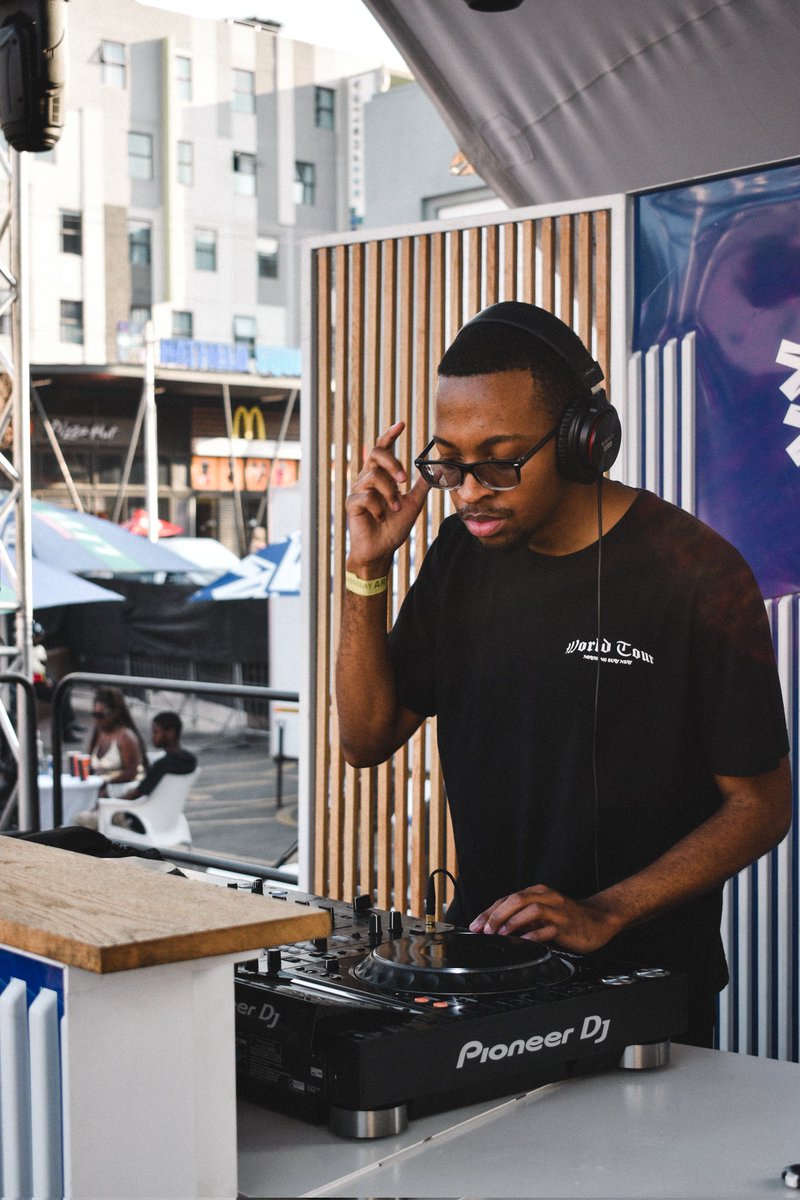 Yolophonik's tweet photo. "You can't blend in when you were born to stand out."

[📸: @carlsokhela on Instagram and @Lxsego] https://t.co/H3JMDKPRGG