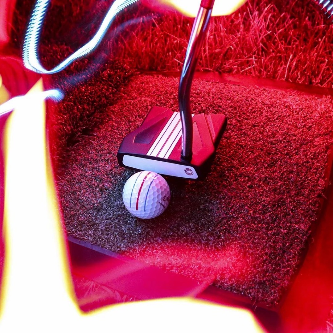 OdysseyGolfTour's tweet photo. Helping golfers everywhere hole more putts and lower scores!
Still unconvinced? Here are 5 Things You Need To Know about #TripleTrack ➡️ https://t.co/LpIBIpvZRZ
#Odyssey | #1PutterInGolf
📸: Gregor Lubina https://t.co/fOAawzmJka