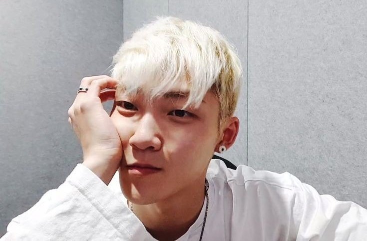 KVNFEED's tweet photo. ⓘ this deobi needs kevin moon vlive. https://t.co/3CnmDPYGTf