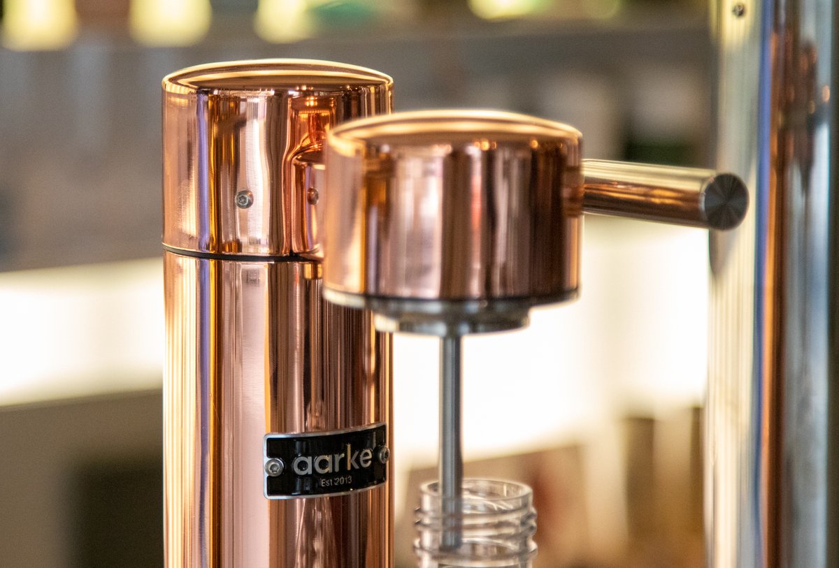 terriwintertop3's tweet photo. New Aarke carbonators with glass bottles in luxury colours on display in our Crows Nest showroom!

#aarke #design #originaldesign #designer #luxury #carbonator #sustainable https://t.co/y5zTQVezRN