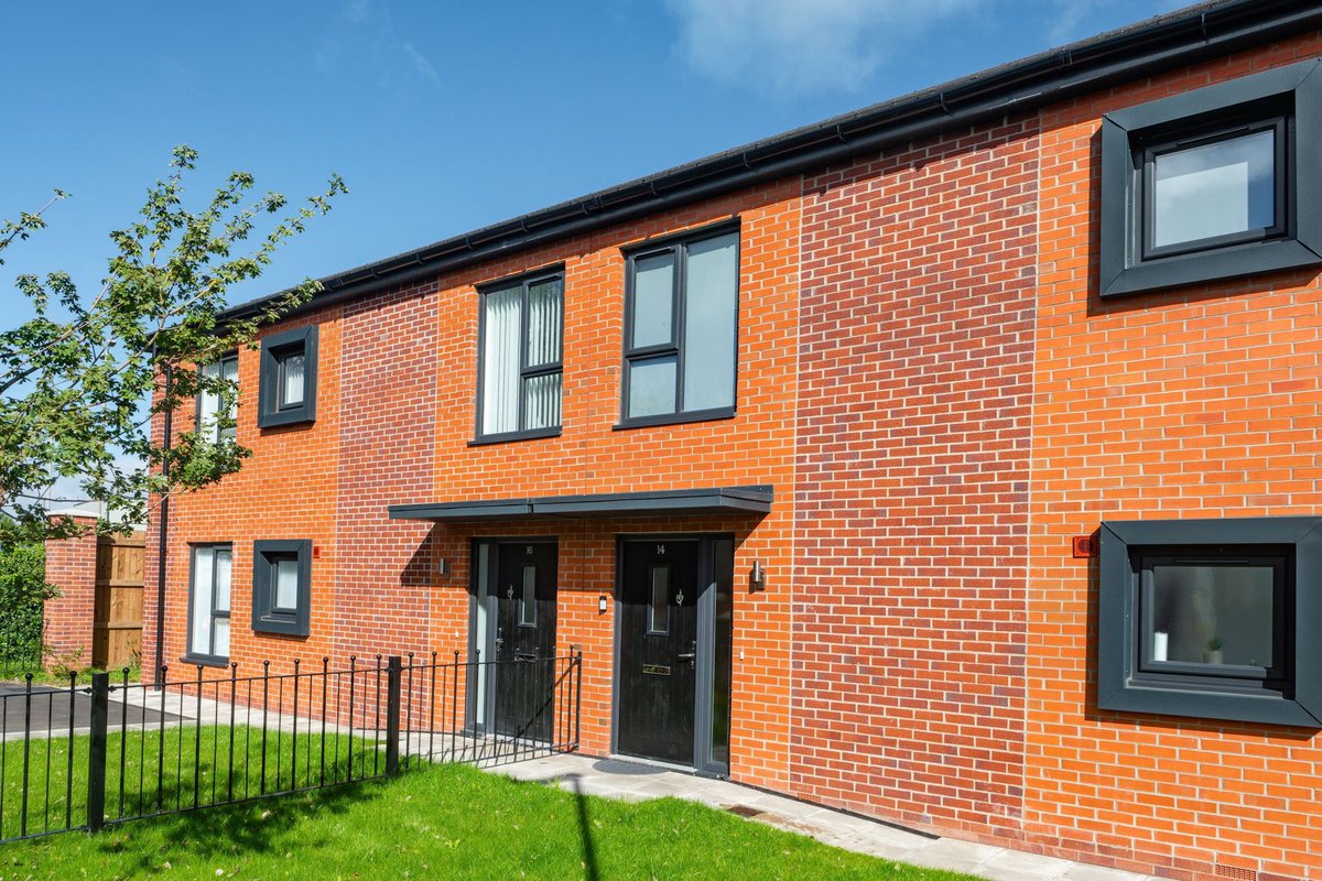 CaseyCompanies's tweet photo. We have now completed the works at Altbridge for @CobaltHousing. These 57 new homes bring a much needed mix of 1 and 2-bedroomed apartments, and 2, 3 and 4-bed houses to a popular area.

The team have done a fantastic job!

#improvinglives #collaboration #housing #newhomes https://t.co/CiLZ59k2YG