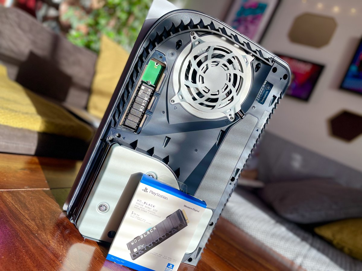 ReadySetBen's tweet photo. Happy Timezone friends!
Friends at @WD_BLACK have sent me their Sony licensed PS5 SSD. Double the storage? ABSOLUTELY!
Ridiculously fast to install, Ridiculously fast speeds.
#EffortlessToInstall #WDBlack #ad https://t.co/1f2WK8CkTx