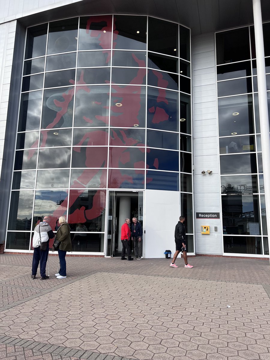 Open_Sight's tweet photo. #EyeContactExhibtion we are here at Southampton St Mary’s Stadium for our Sight Loss Exhibition! Come &amp; meet us &amp; other Organisations 10am - 4pm. #Southampton #SightLoss #OpenSightCentenary https://t.co/m95c8byUxw
