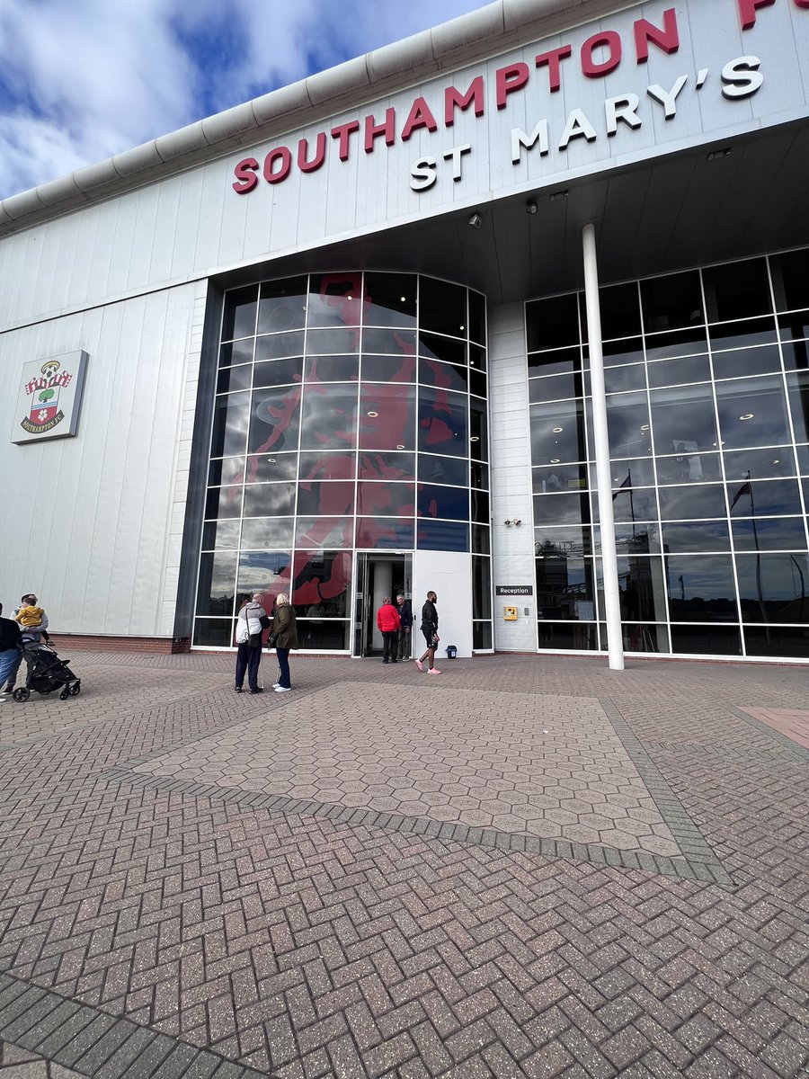 Open_Sight's tweet photo. #EyeContactExhibtion we are here at Southampton St Mary’s Stadium for our Sight Loss Exhibition! Come &amp; meet us &amp; other Organisations 10am - 4pm. #Southampton #SightLoss #OpenSightCentenary https://t.co/m95c8byUxw