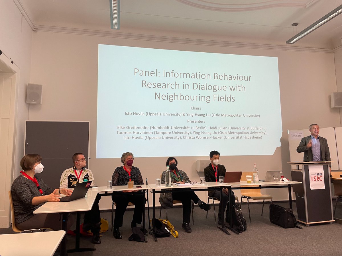 A great discussion panel on information behaviour research in dialogue with neighbouring fields chaired by <a href="/ihuvila/">Isto Huvila</a> <a href="/ruyhliu/">Ying-Hsang Liu</a> at <a href="/isic2022/">isic2022</a> <a href="/IBI_HU/">IBI der HU Berlin</a> <a href="/HumboldtUni/">Humboldt-Universität zu Berlin</a>