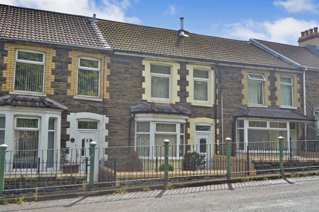 Peter Alan on Twitter "Glen View Terrace, Llanbradach, Caerphilly An