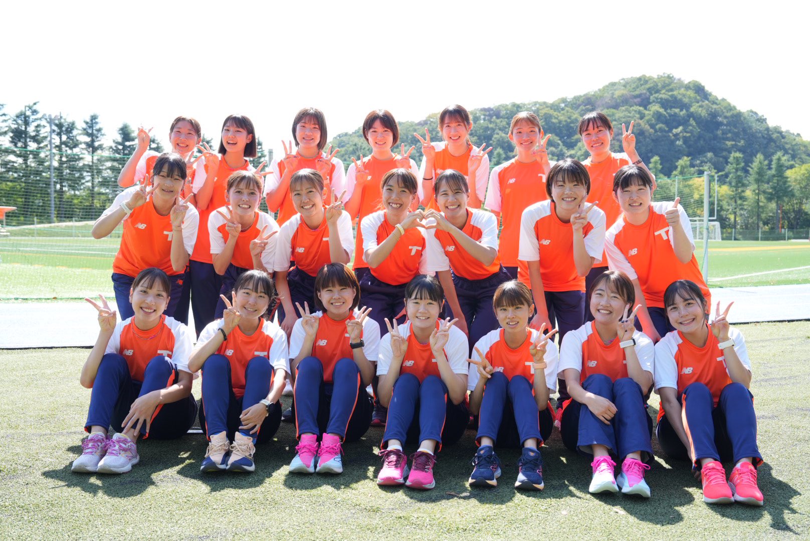 陸上女子集合写真 