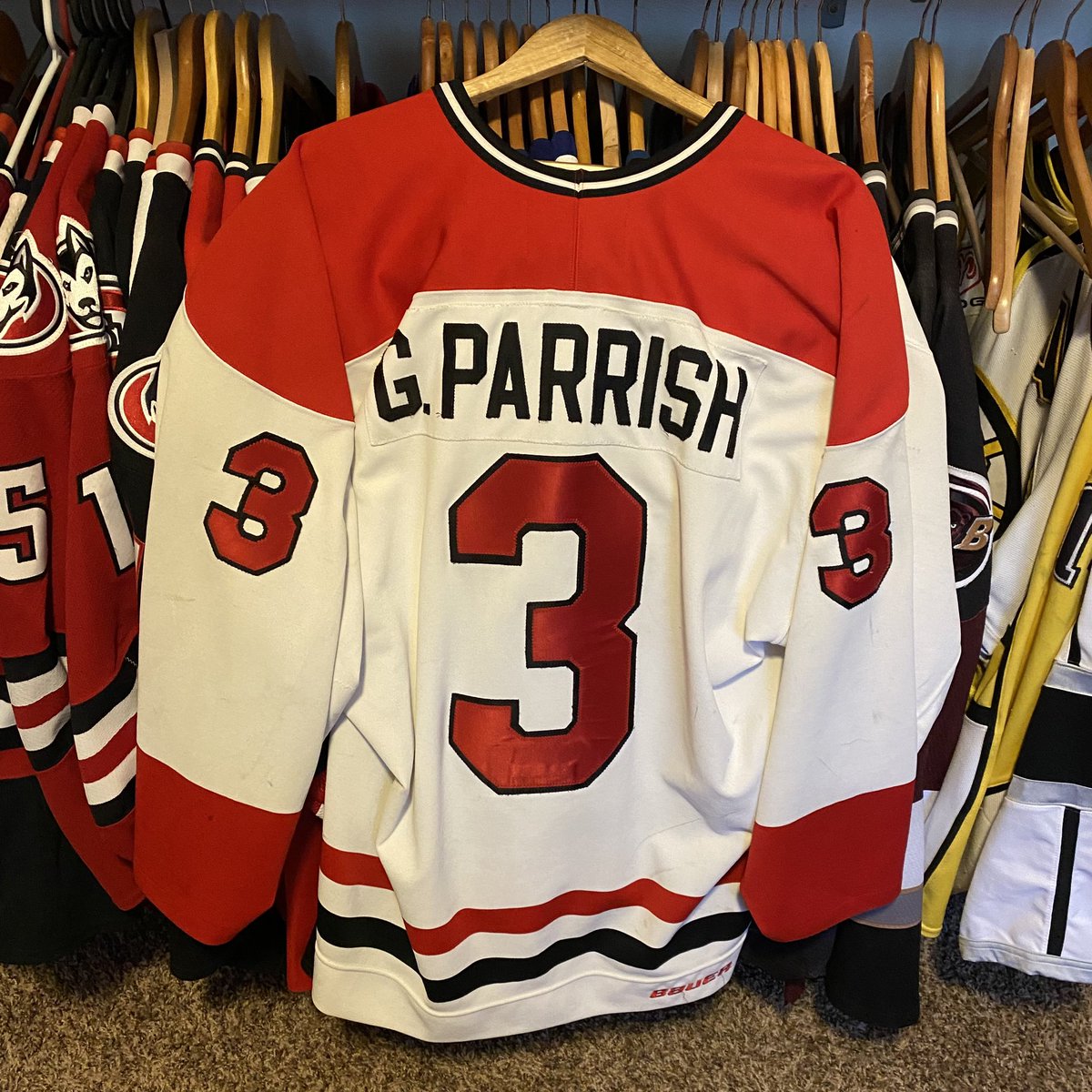 tinnerheath's tweet photo. 3 days until the start of the @SCSUHuskies_MH season!! @kinglinguist #GOHUSKIESWOOOOO https://t.co/TPNGPtQpTr