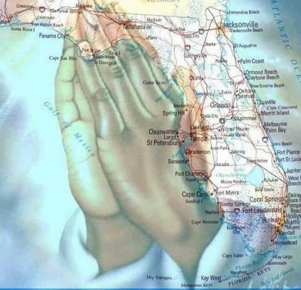 Hope all my Florida ppl are doing ok and in a safe place. Winds have increased strength, rain in Naples. #HurricaneIan