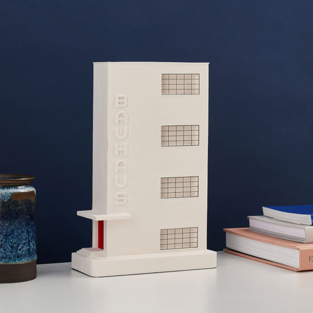 PlayfulHomeLab's tweet photo. Famous building models (ie: Bauhaus Dessau building, $265) or bespoke/custom house models (projects start at $1,500) based on your photos/plans. Lead time: 10-12 weeks.
https://t.co/dZrh4qWlfr
#decor #diorama https://t.co/JFRrk5TIph