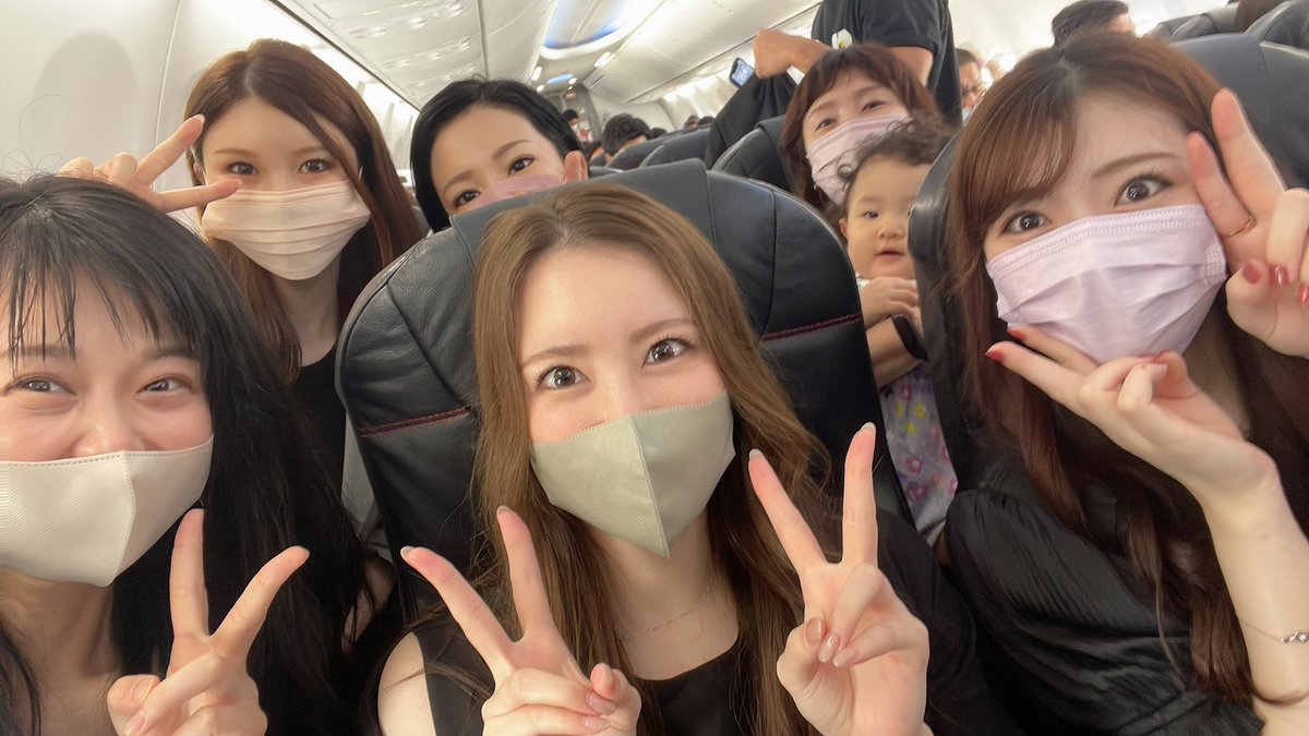 sx2eina's tweet photo. 社員旅行🙌🏻 https://t.co/lLJtIznJ5R
