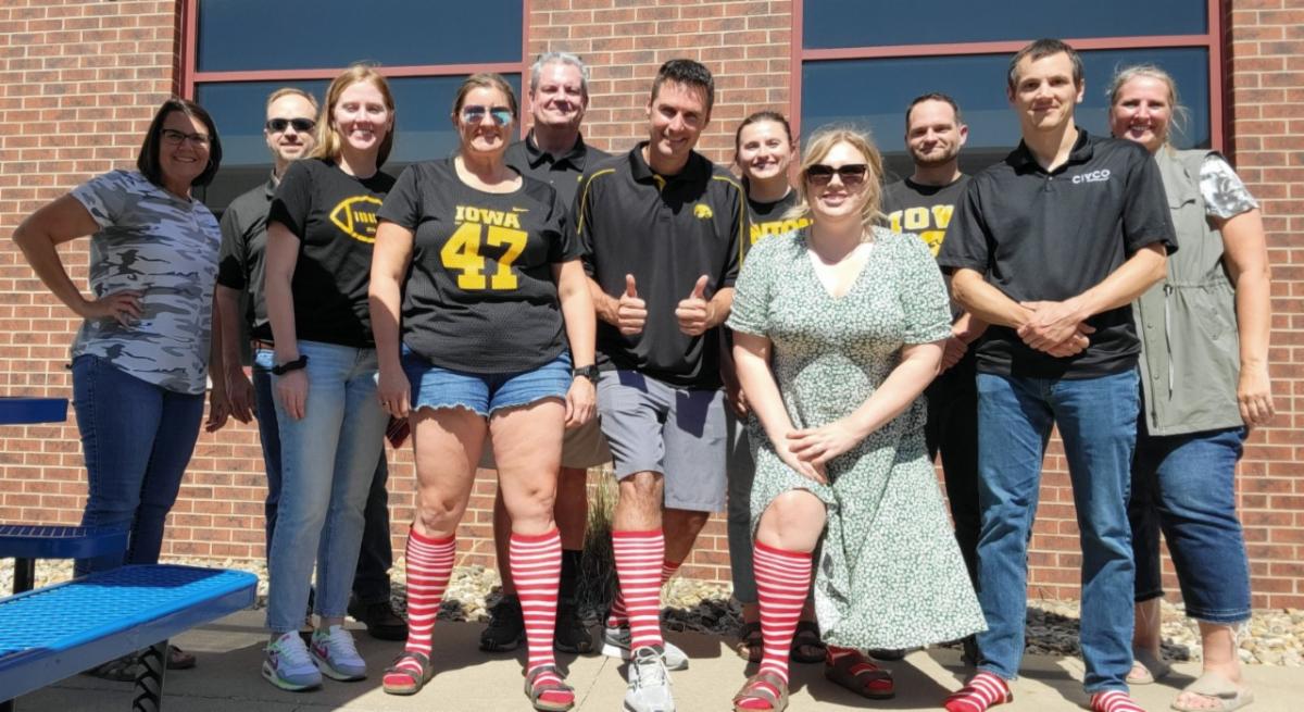 A HUGE thank you to CIVCO Radiotherapy! Their Coralville office team members raised $550 for RMHC-EIWI! We also LOVE that they wore their RMHC striped socks to drop off the donation!

#KeepingFamiliesClose #ForRMH