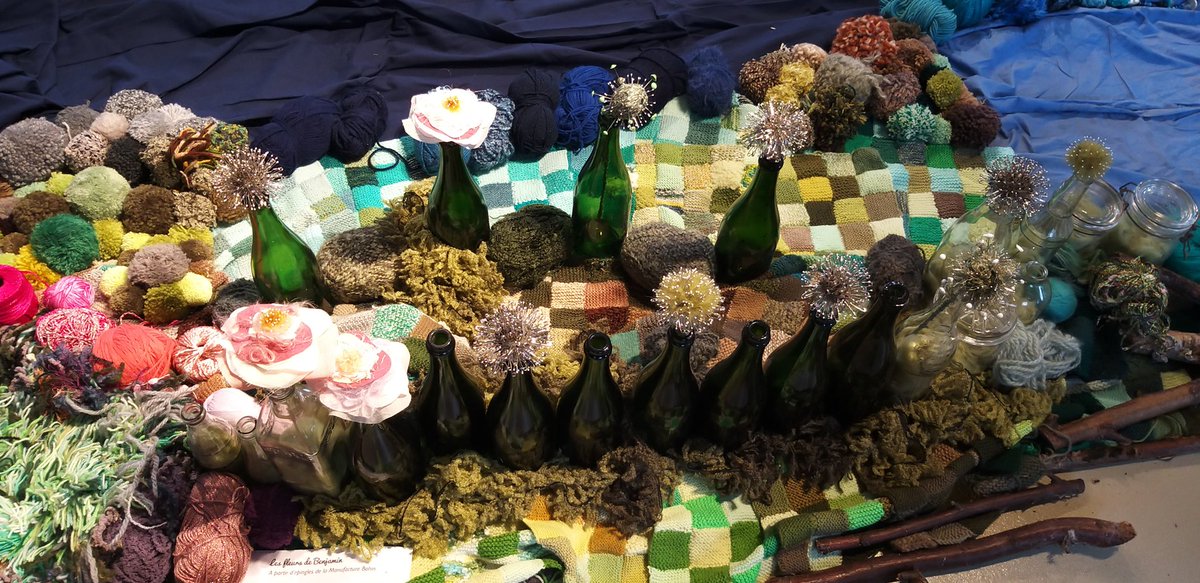 ecole_rai's tweet photo. Cette semaine, l'école de Rai se rend à la manufacture Bohin pour visiter l'exposition "Jardin Magique", en référence au jardin de Giverny de Claude Monet. Une approche culturelle de notre thème annuel "Vivre en Normandie" https://t.co/r2ymDI189d