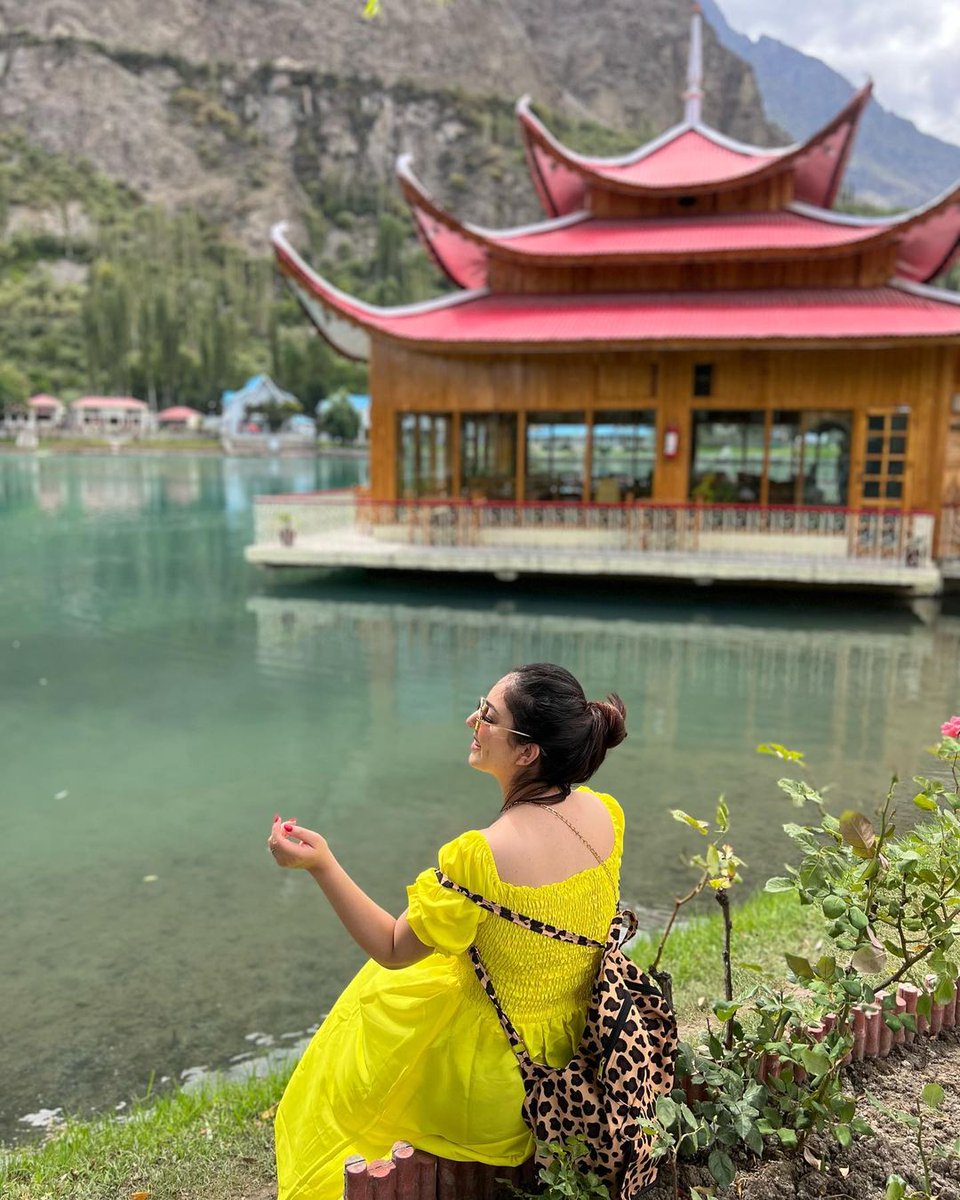 tafreego's tweet photo. pov: you finally visit the prettiest lake in Skardu
π Kachura Lake, Shangrila Resorts, Skardu
π·: @tasbeelgillaniblog
.
.
.
#YourGuide #skardu #travel #pakistan #YourGuidePk #VisitPakistan #travelphotography #visitasia https://t.co/58cjZemFaZ