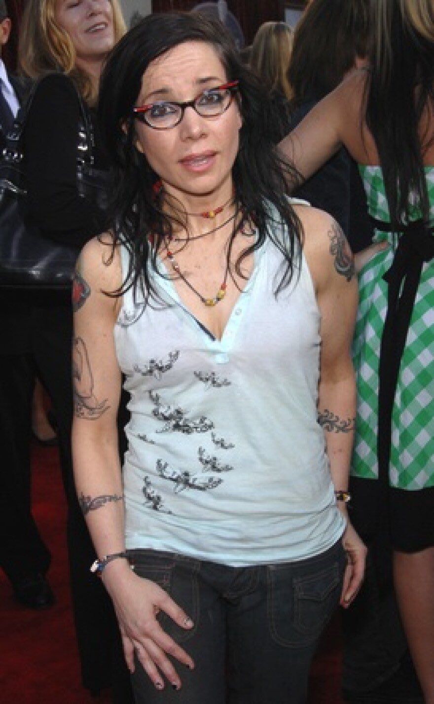 Happy Birthday to Janeane Garofalo . 