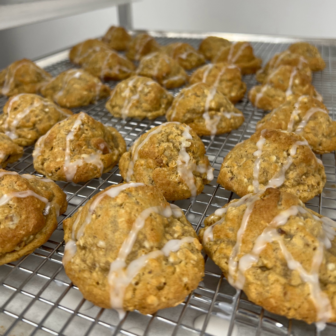 mmccknoxville's tweet photo. We can smell the fall vibes from here! ππ€
πͺ 7343 Kingston Pike
πͺ 10205 Kingston Pike
πͺ https://t.co/jx8zdKLCeN
#moonshinemountaincookies #cookies #knoxville #fallandoats #fallcookies #pumpkinspice #pecancookies #pumpkin #moonshine #glaze https://t.co/pK4FoDh4Jp