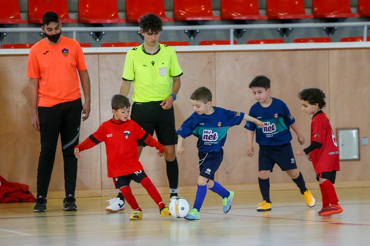 FCF_CAT's tweet photo. ๐
El calendari de les competicions de futbol sala 2022-2023
โถ๏ธ Disponible ๐๐ฝ https://t.co/7pOWOZpwTP
๐ Mรฉs a https://t.co/FqI2uE9ALH
#LCFS #CalendarisLCFS https://t.co/sOO56Plsxs