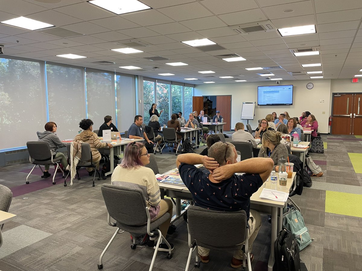 DaveSovine's tweet photo. Maryland Teacher Residency Program—Excited to see a full group of teacher residents supported by their mentors in today’s professional learning session!  Another great example of how @wcpsmd is leading the way to provide a talented and diverse teacher workforce. @Burkhart87 https://t.co/l7xI2gGyEH