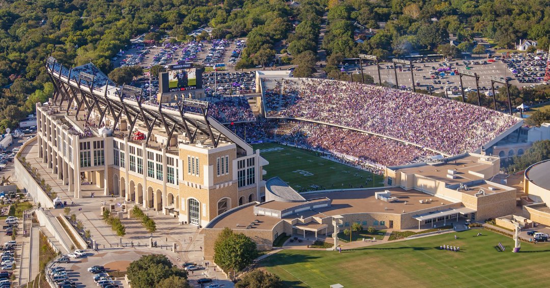 AustinInd's tweet photo. @TCU contracted Austin to modernize the game day experience for all fans by improving accessibility and crowd flow, enhancing seating to provide better views of the field, and remodeling concession stands, elevators, restrooms, and lighting.

#weownit #collegefootball #texas #tcu https://t.co/gMLYNJXzcq
