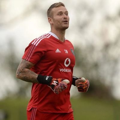 Het gaat bijna nooit méér over keepers dan afgelopen week bij het Nederlands elftal en wij doen er nog maar eens 45 minuutjes bij! Alles over de avonturen van <a href="/woudenberg86/">Sjoerd Woudenberg</a> in een nieuwe podcast! 🧤🦁 

Spotify: spoti.fi/3RpNQxX
Apple: apple.co/3LNsp93