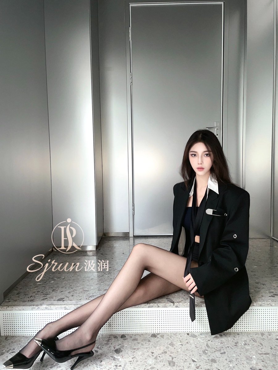 Sjrun汲润丝袜 tweet media