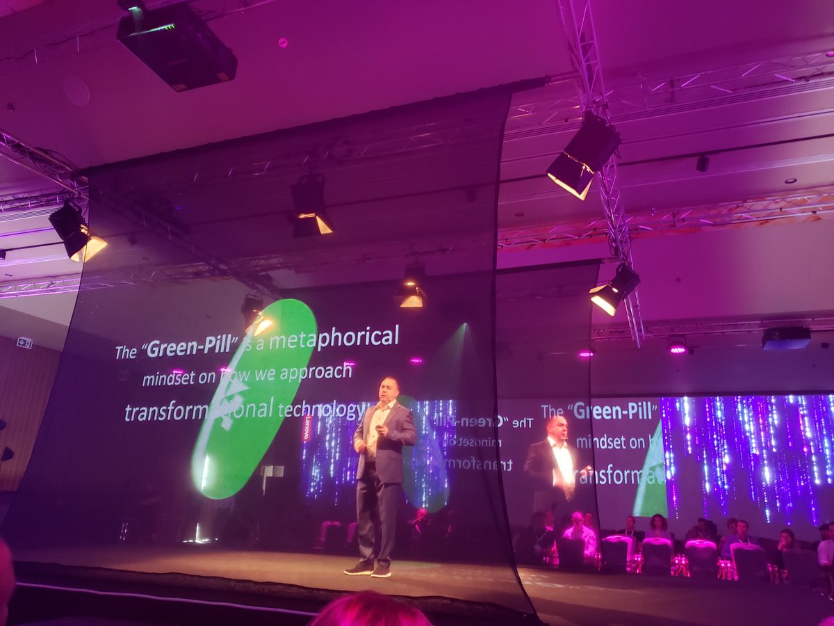 Marcela_Sab's tweet photo. VR trained surgeons make 6x less mistakes. These are the metaverse applications that I am excited about! 
#metaverse #VR #IGSeurope https://t.co/plphfLAGoY