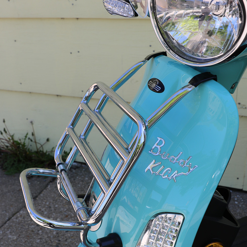 ScooterworksUSA's tweet photo. The storage opportunities are endless with a front rack on your Buddy Kick.
.โ
.โ
.โ
#scooterworksusa #scooter #scooters #scootscoot #scooterlife #scootlife #buddykick #genuinebuddykick #genuinekick #genuinescooters #scoots #scooting #scooterparts #scootparts https://t.co/fJsD3tQ8yM