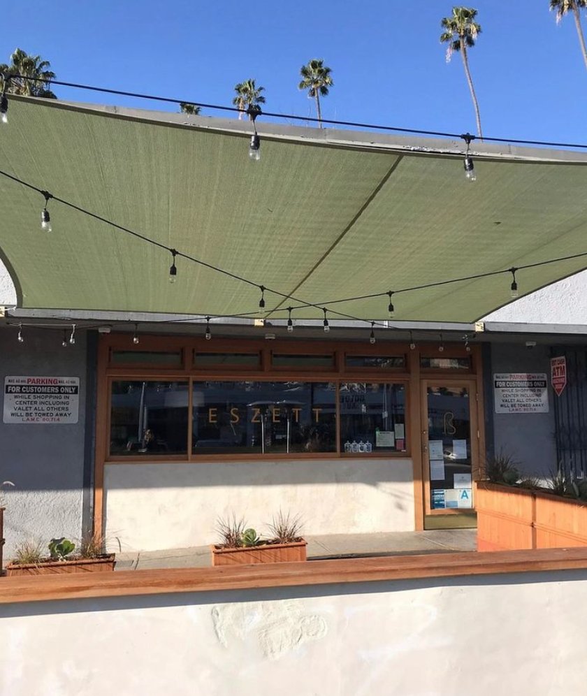 Get out and enjoy the Eszett patio before it’s too late! Happy hour 5-7pm! #ShopSmall #ShopLocal