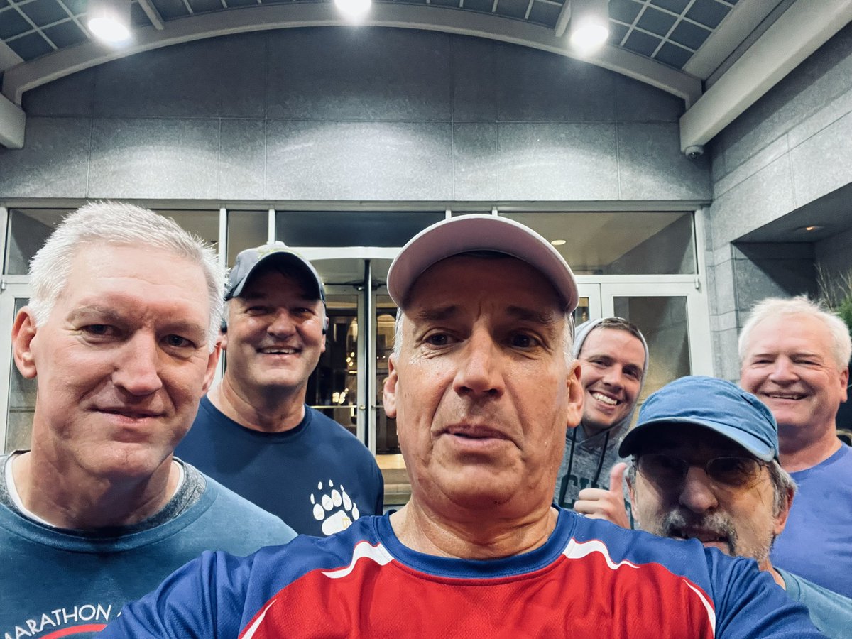 marathon4kids's tweet photo. Region 7&amp;9 always draws a great power run group. We found some hills in Portland- Big Red, Spud, the Wyo Kid, Bo Jangles and Big Sky. Good times. @NRECANews @ColoradoREA https://t.co/vgdBtEPAYY