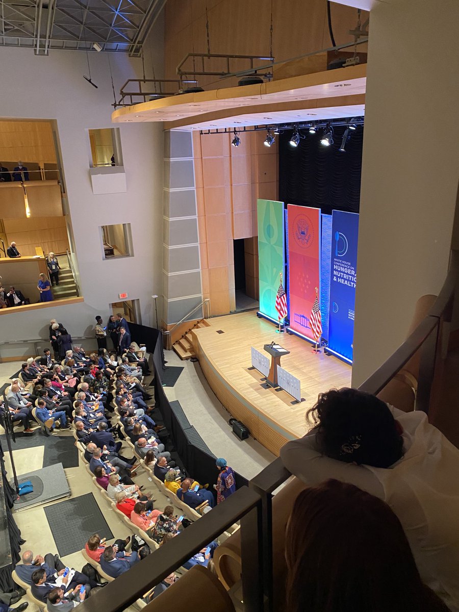 dobrien_coop's tweet photo. Excited to hear from #POTUS at WHConfHungerHealth in just minutes. Co-ops have huge role to play empowering people in their food system. ⁦@NCBACLUSA⁩ #gocoops. Tell your story on how co-ops increase access to healthy foods! https://t.co/FpAj2JEHQi