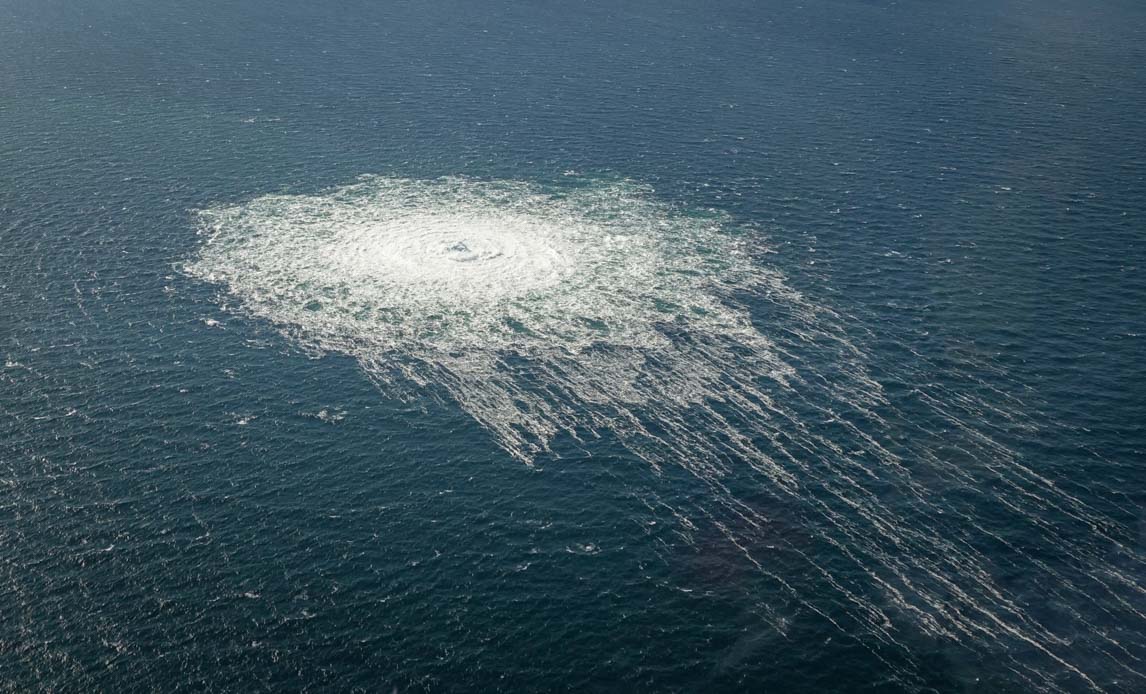FishSecretariat's tweet photo. Researchers: The Nord Stream methane gas release affects the ecosystem in the Baltic Sea. This risks to put additonal stress on the Eastern #Baltic Cod stock, which is already in a very bad situation.
#fisheries #SaveBalticCod #ocean #bornholm @EU_MARE
https://t.co/zZ4GcwXeq7 https://t.co/txldzS7a29