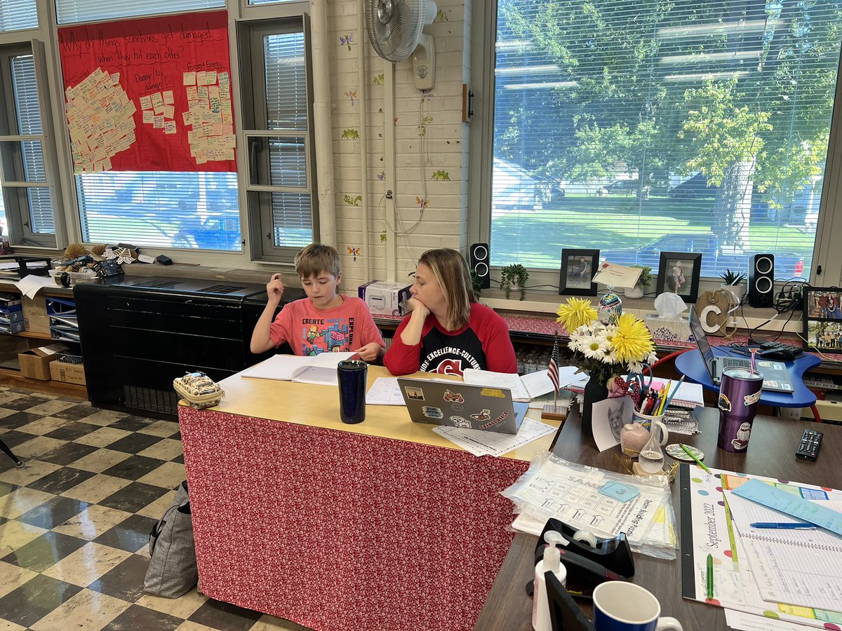 Mrs. Conrad tweet media