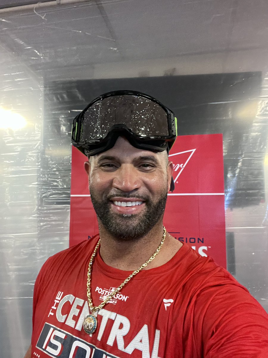 Cardinals's tweet photo. Having a great day, not just a good day! https://t.co/8O6ePyaYzq