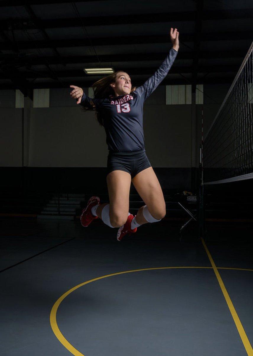 MaggieKyriakid2's tweet photo. Thank you for the incredible modeling opportunity, Crystal Kubeczka Photography! I had so much fun and I am honored to have been first athlete with your company! #athlete #volley #volleyballgirls #volleyballlife #dreambig #outsidehitter #athletemodel https://t.co/3x3GGFChIG