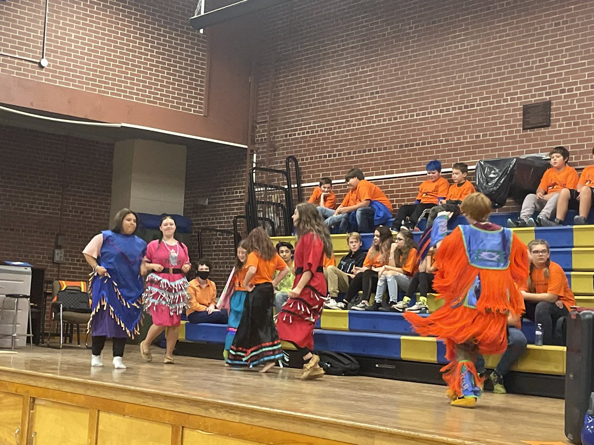 RidgeviewMiddle's tweet photo. Past and present RMS students showcased traditional grass, jingle, and ribbon dancing during our assembly to honour Truth and Reconciliation Day at RMS. @ASD_West https://t.co/JcNWzJqc3o