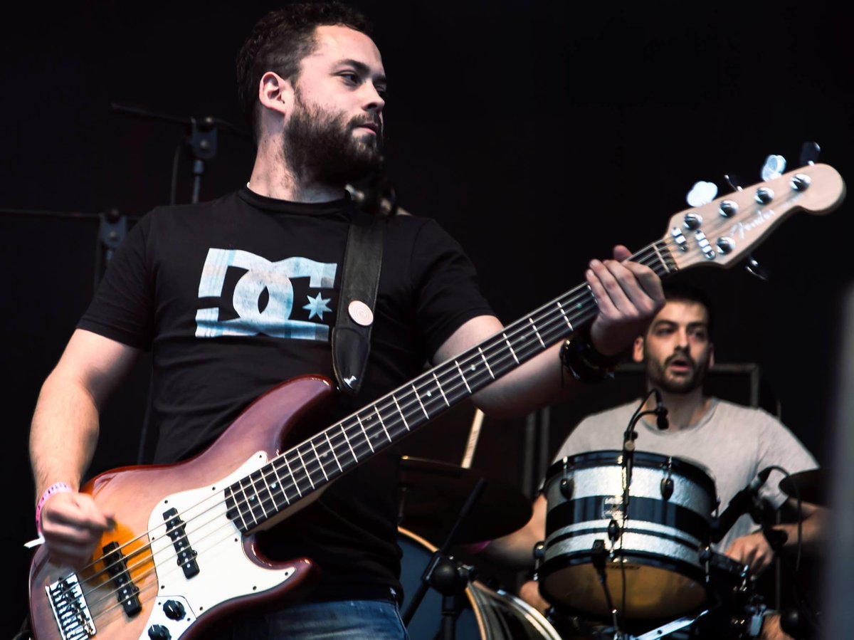 ¡Que no amanezca, <a href="/RebujasRockFest/">RebujasRock</a>! ✊🏻🔥 #YoSoyRebujas