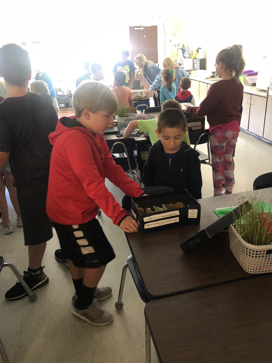 Hard work paying off as our fourth graders present their projects to Kindergarten! What a way to share their knowledge and teach others! Way to go <a href="/WoodlandHawks/">Woodland Elementary</a> !