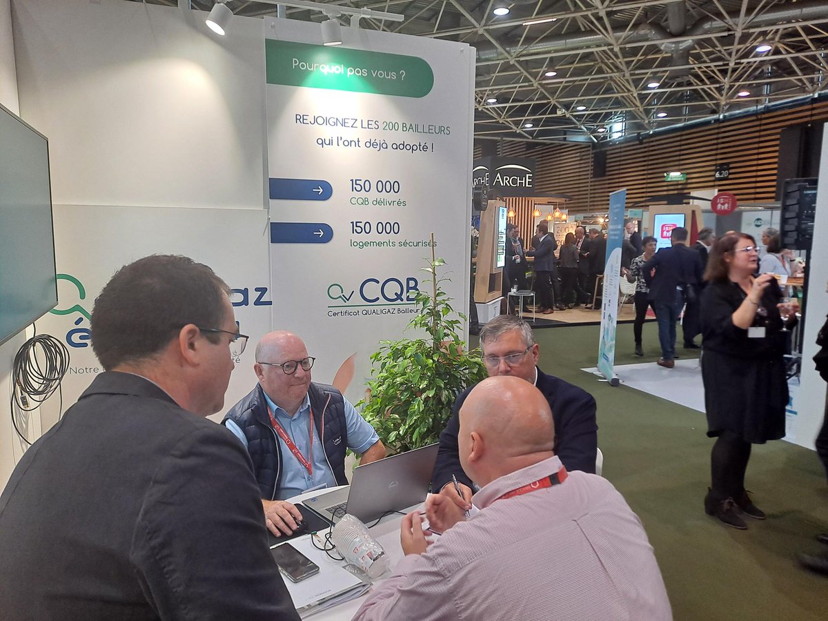 💁‍♀️ Demain, dernier jour du 82e congrès Hlm à l’Eurexpo de Lyon.
Nous vous attendons impatiemment au stand C62 !

#hlm #batiment #ush