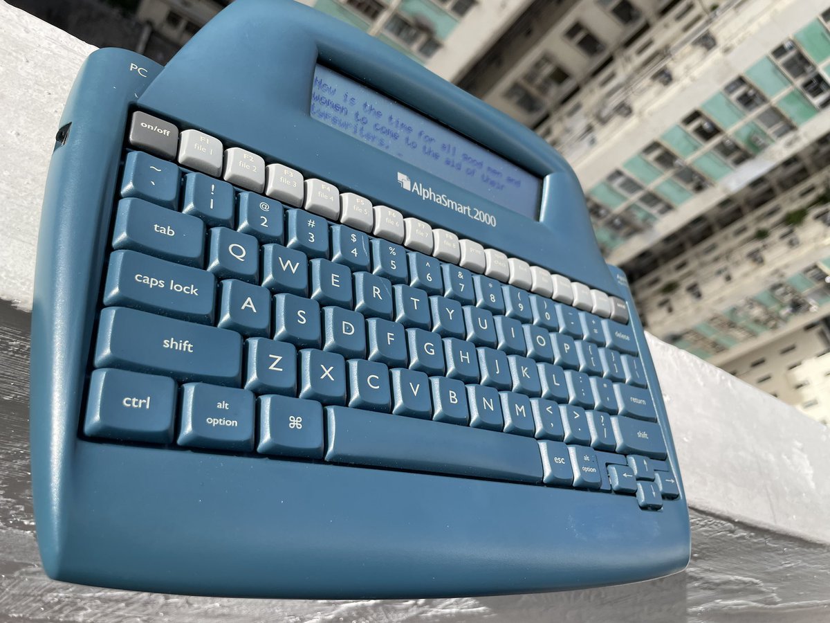 my_typewriters's tweet photo. #AlphaSmart 2000 distraction-free #writing device on the balcony of my workshop … https://t.co/Ud2vrpwXsP