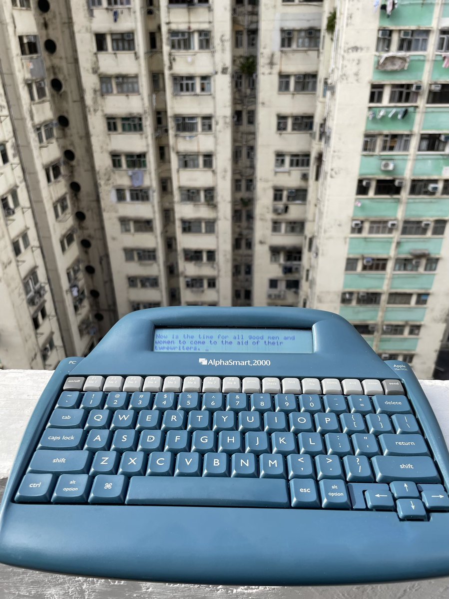 my_typewriters's tweet photo. #AlphaSmart 2000 distraction-free #writing device on the balcony of my workshop … https://t.co/Ud2vrpwXsP