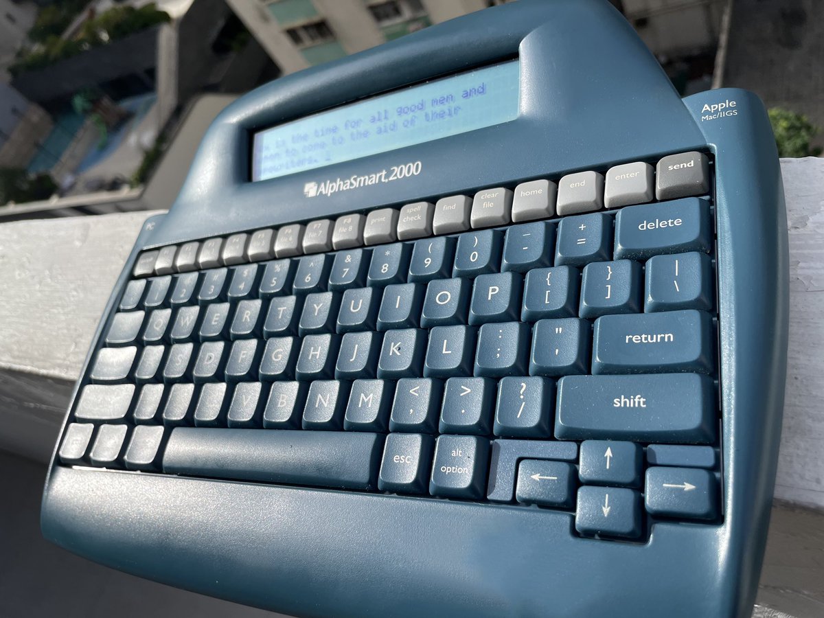 my_typewriters's tweet photo. #AlphaSmart 2000 distraction-free #writing device on the balcony of my workshop … https://t.co/Ud2vrpwXsP