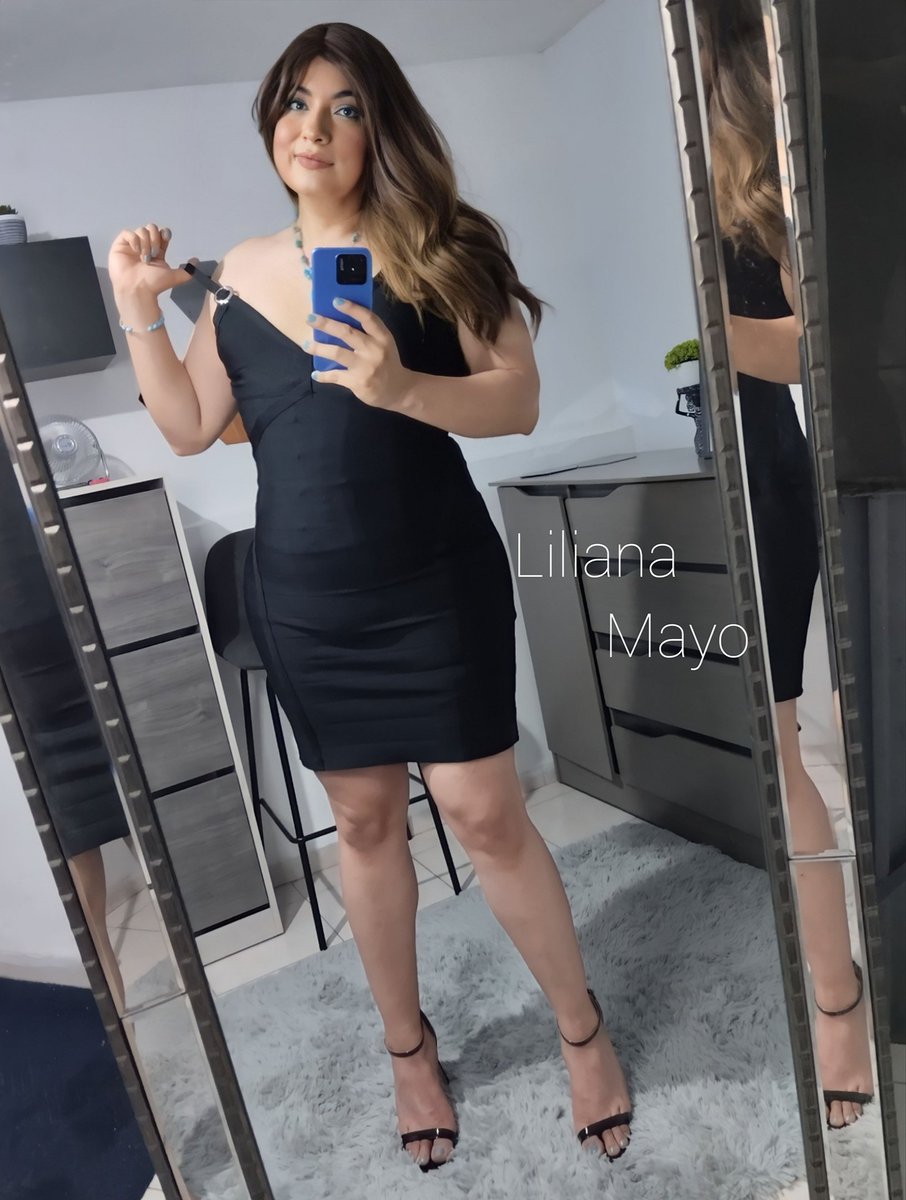 SÍGUEME!😘 No tienes escusa si te gustan las TRAVESTIS super femeninas! Los adoro! Ayudame con tu RETWEET y comentario... Que opinas? Nunca he estado con un hombre, como me darías mi primera vez? #FelizMiercoles #sissymexico #crossdresser #beauty #ladyboy