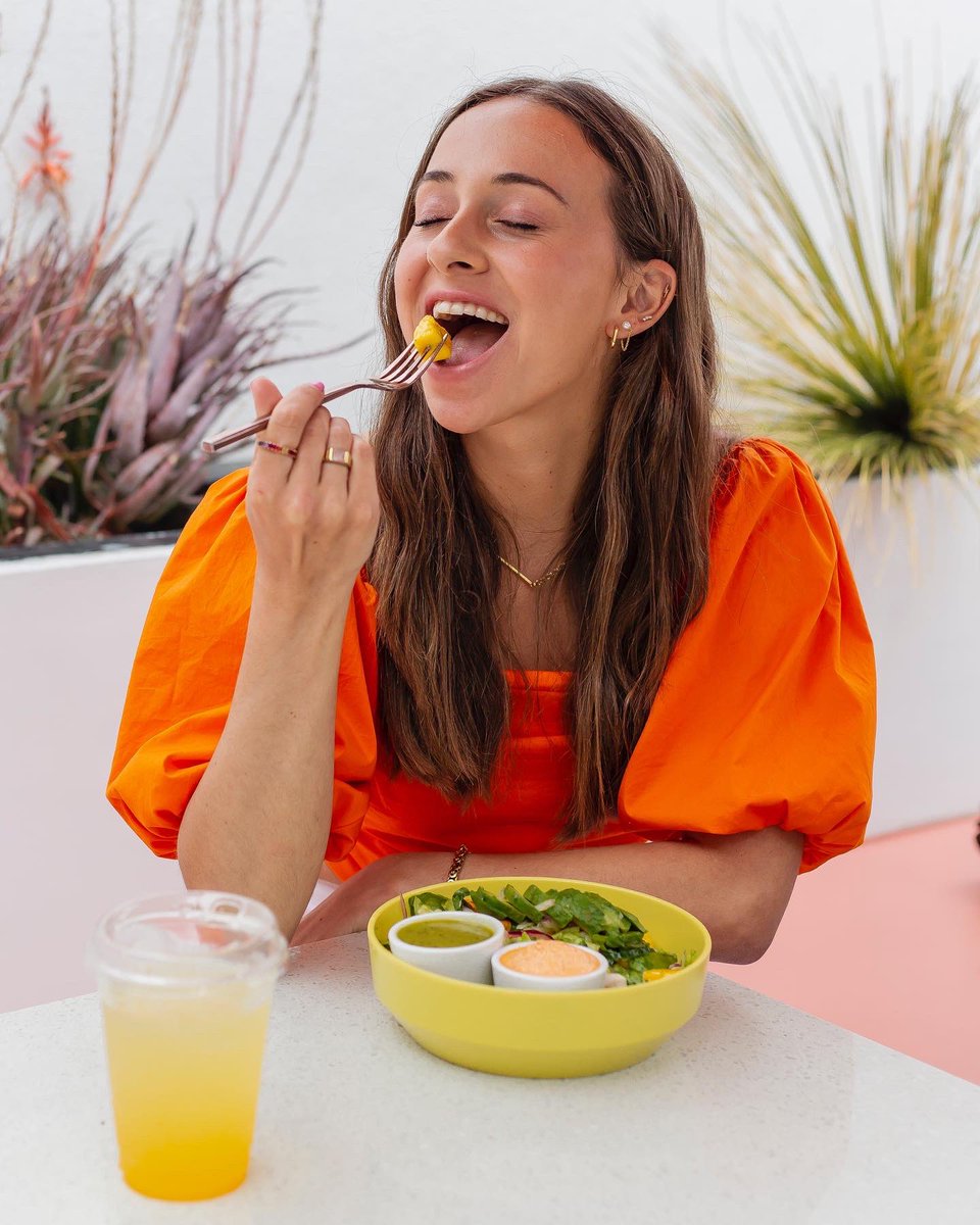eatalfalfa's tweet photo. It’s the last week to get Turmeric and Tequila’s Santa Monica Sunrise. 😢 Grab it while you can!

🤍 Thank you, Paige, for bringing your creative ingredient ideas to Alfalfa. https://t.co/mDoruj0QWk