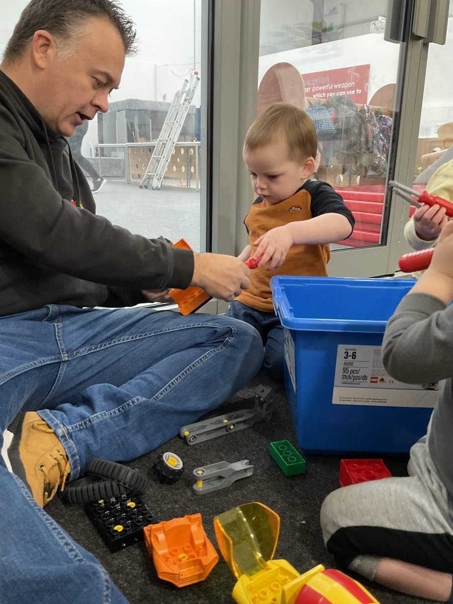 NurseryEden's tweet photo. ✨ Lego Fun ✨
Our flying start children have enjoyed exploring our lego boxes with Pete, our nursery owner this morning. The children have worked together, and enjoyed building vehicles to go in their small world area! https://t.co/Uh40NqBIJV