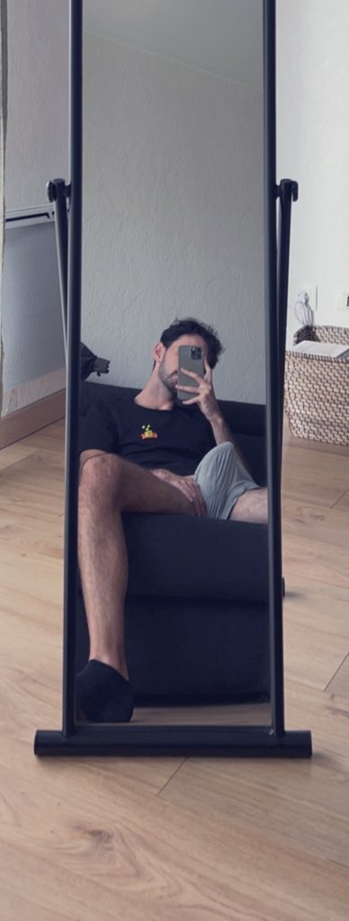 FrenchyMister's tweet photo. not new to #nsfwtwt #nsfwtw 

•  24
•  he/him
•  fr/en
•  Dom
•  Need new friends

•  ♡ &amp; ↻ for moots https://t.co/xxVcgZqn1K