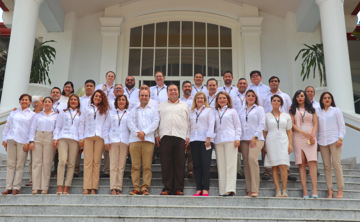 ccecyte's tweet photo. Se llevo a cabo con gran éxito Tercera Reunión
de Directoras y Directores Generales de los CECyTEs 2022, en CECyTE Tabasco. #OrgullosamenteCECyTEs #TerceraReunión #ExcelenciaEducativa @ccecyte @cecyte_tabasco https://t.co/rMRJopNWFD