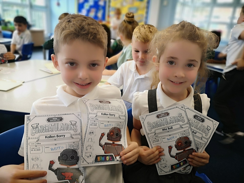 numbots's tweet photo. Thank you to all of our #RustysFriends this month! 🏅📸

We're still in the first term and already our timeline is filled with certificates. badges, and awards!🤩

See you in October🤖 

@Greenstedpri @M_Jakobsen94 @Willowbrook_Exe @CarlieSmith1989
https://t.co/w3CgGDHLDc https://t.co/BMqsugrpDo