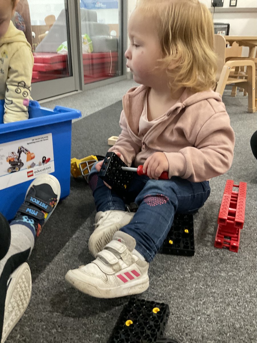 NurseryEden's tweet photo. ✨ Lego Fun ✨
Our flying start children have enjoyed exploring our lego boxes with Pete, our nursery owner this morning. The children have worked together, and enjoyed building vehicles to go in their small world area! https://t.co/Uh40NqBIJV