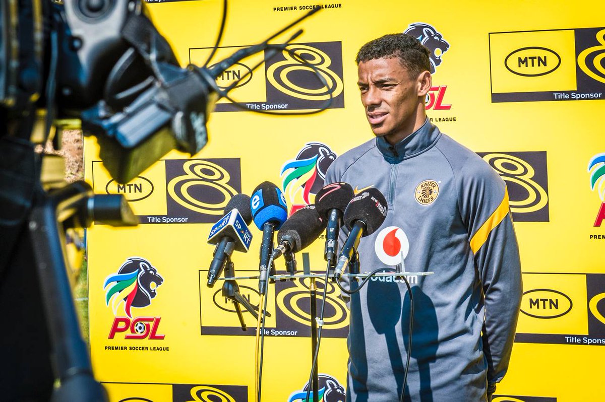 KaizerChiefs's tweet photo. MTN8 Media Day

Coach Arthur, Solomons and Sithebe represented Kaizer Chiefs at this morning's media day. 

Tickets are available at Spar and Ticketpro outlets. 

Amakhosi will take on Usuthu this Sunday at FNB Stadium. Kick off is at 15h30.

#Amakhosi4Life #MTN8 https://t.co/MHKUinIl5l